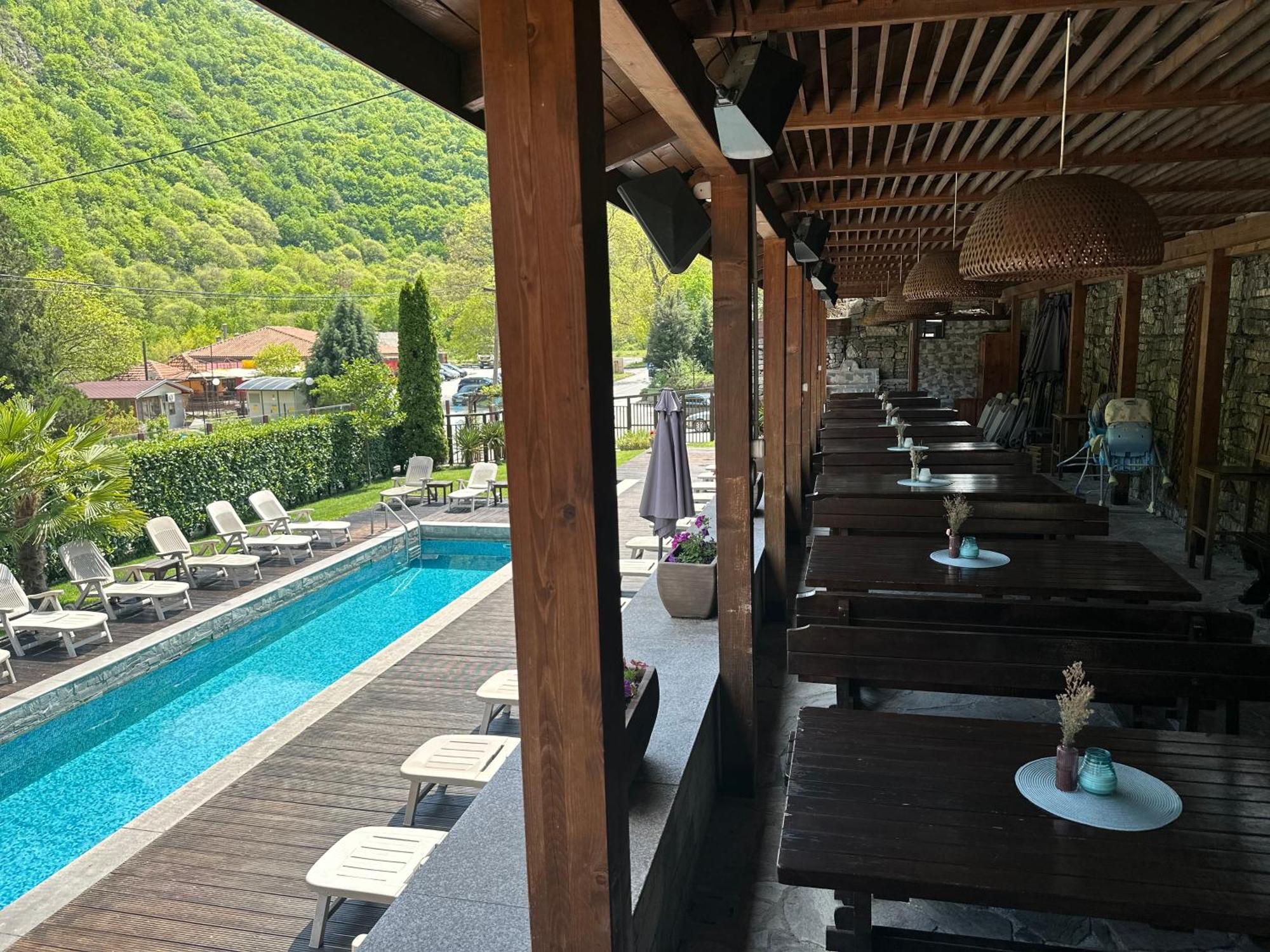 Aqua Varvara Hotel Vetren Dol Eksteriør bilde